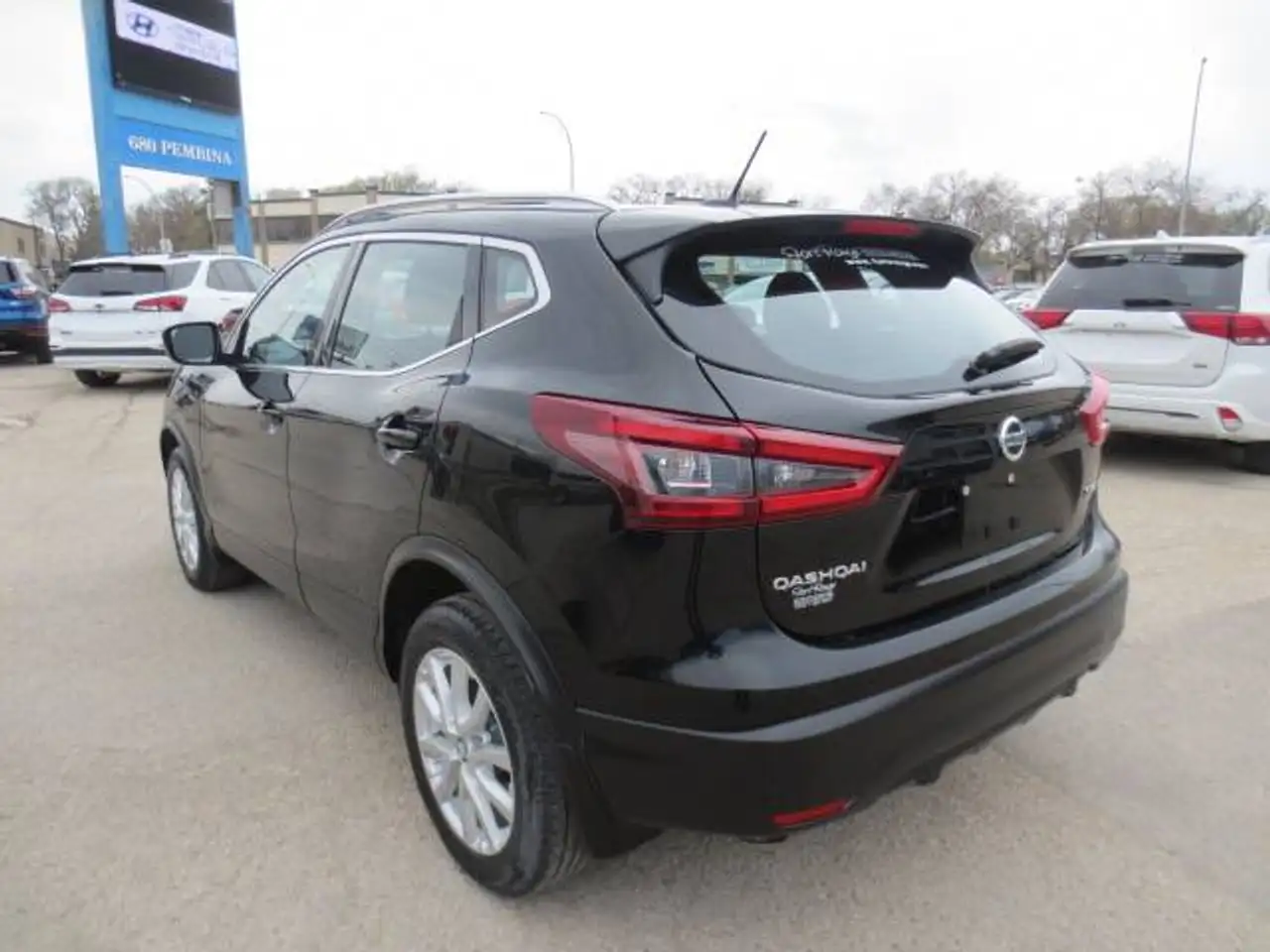 Nissan Qashqai снимка Nissan Qashqai