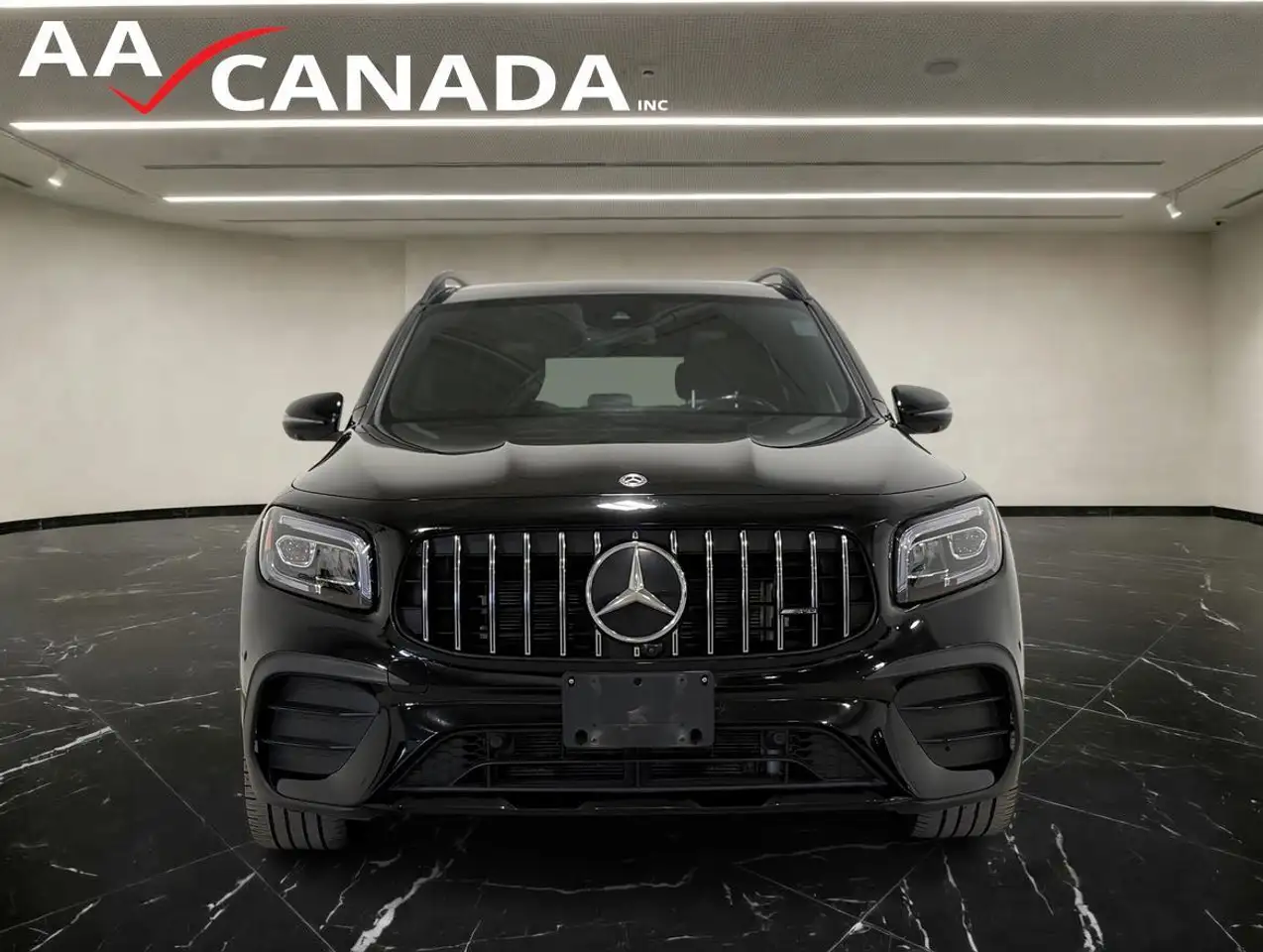 Mercedes-Benz GLB photo Mercedes-Benz GLB
