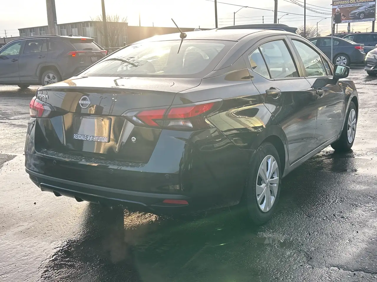 Nissan Versa снимка Nissan Versa