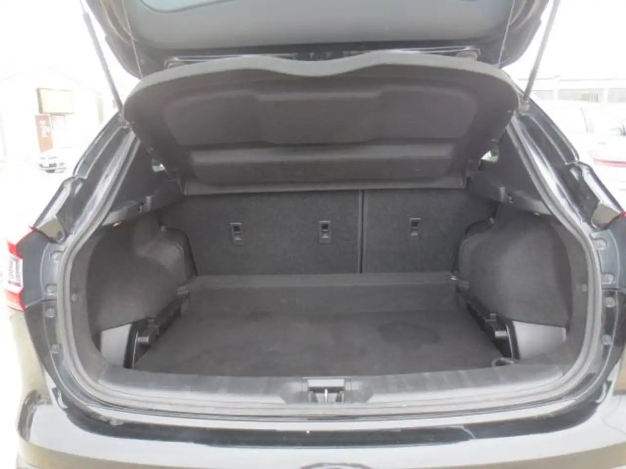 Nissan Qashqai снимка Nissan Qashqai
