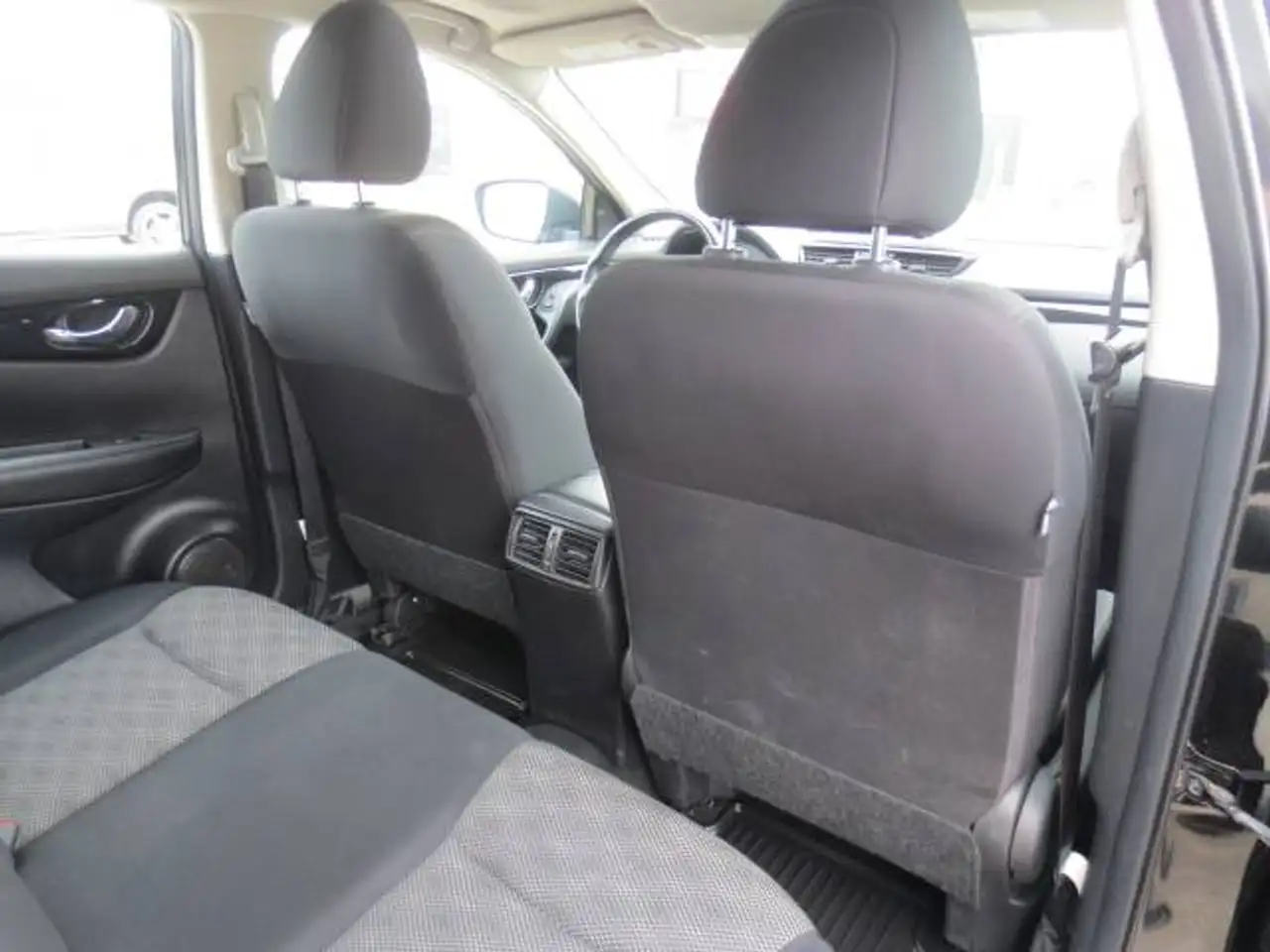 Nissan Qashqai снимка Nissan Qashqai