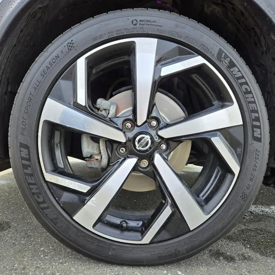 Nissan Qashqai снимка Nissan Qashqai