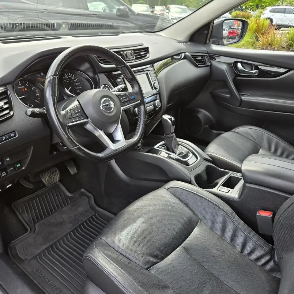 Nissan Qashqai снимка Nissan Qashqai