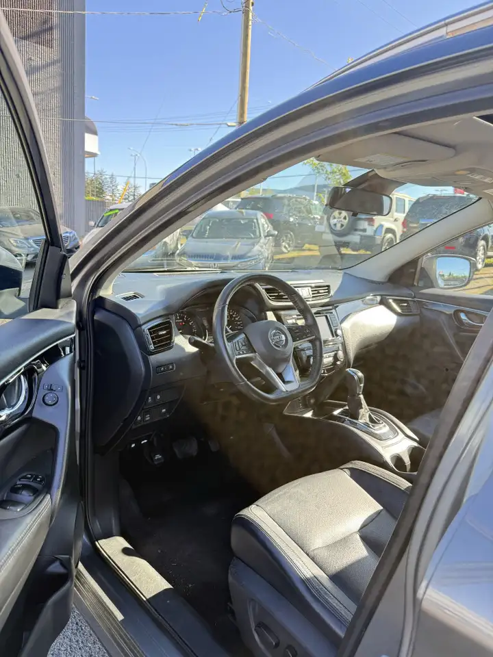 Nissan Qashqai снимка Nissan Qashqai