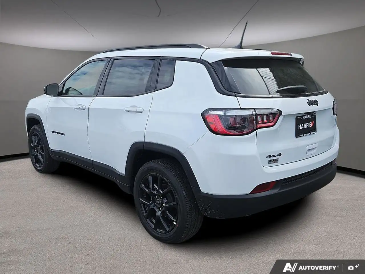 Jeep Compass снимка Jeep Compass