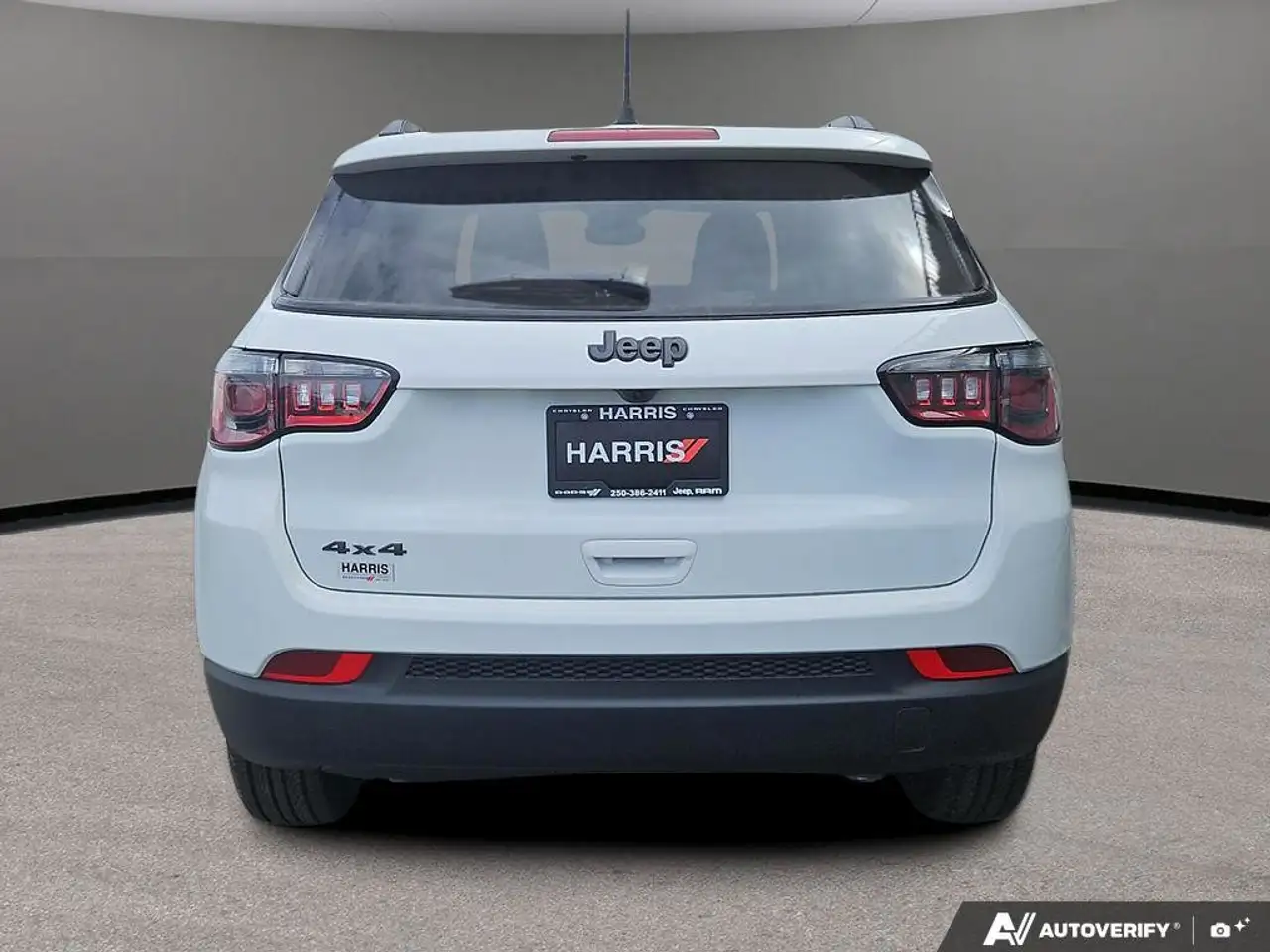 Jeep Compass снимка Jeep Compass
