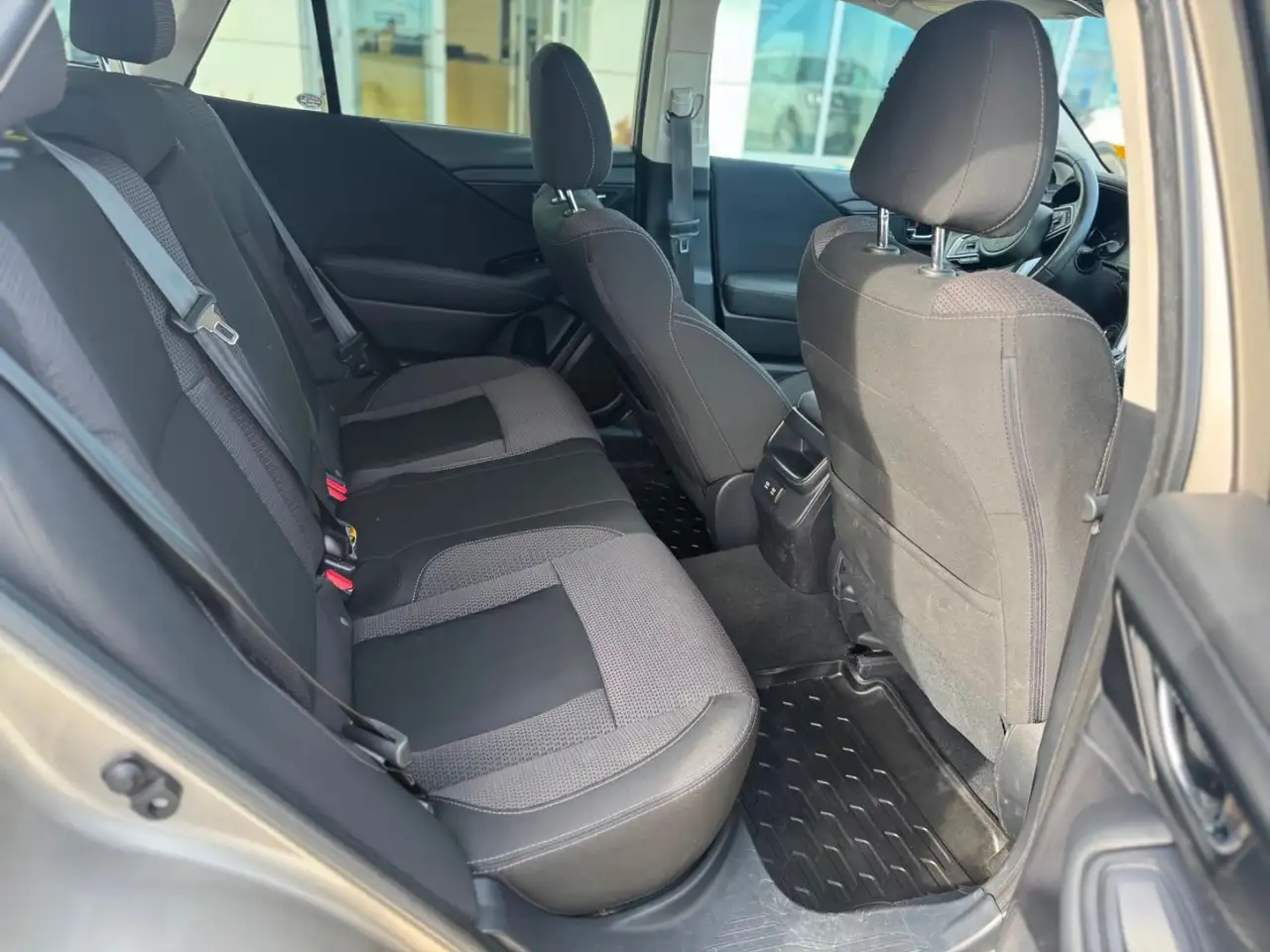 Subaru OUTBACK photo Subaru OUTBACK