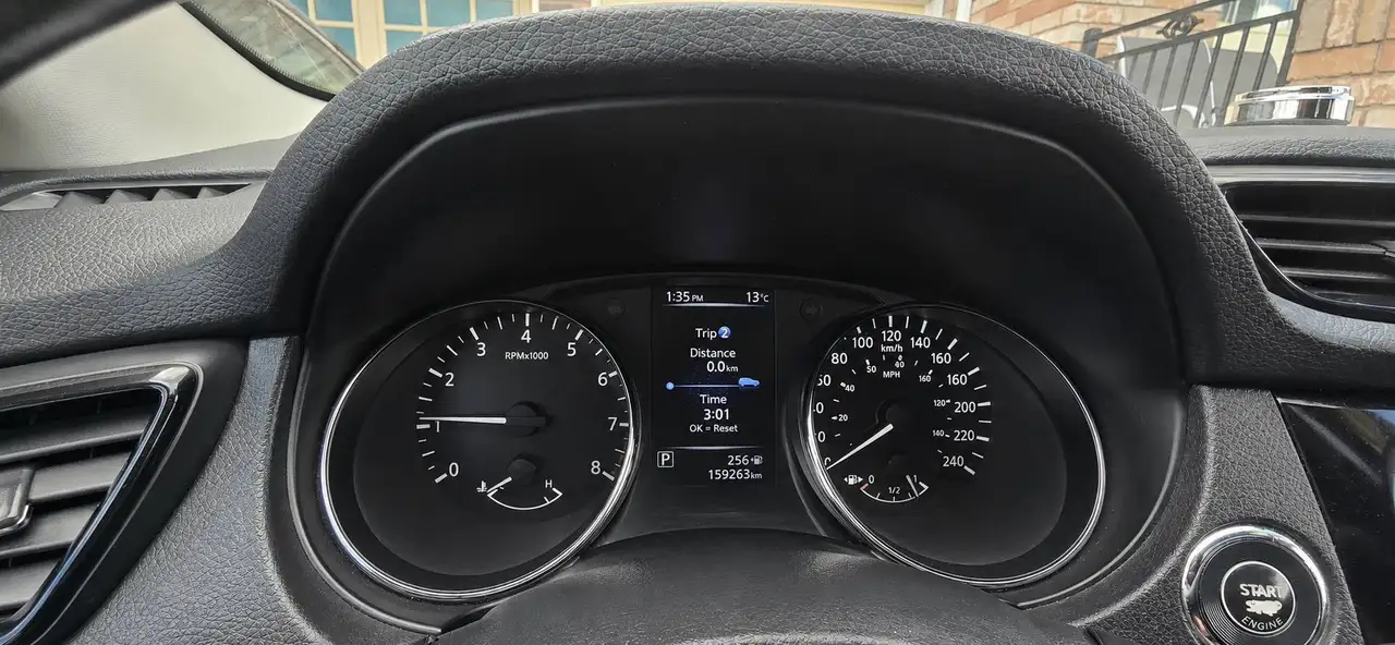 Nissan Qashqai снимка Nissan Qashqai