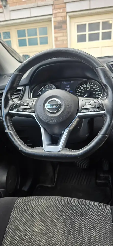 Nissan Qashqai снимка Nissan Qashqai