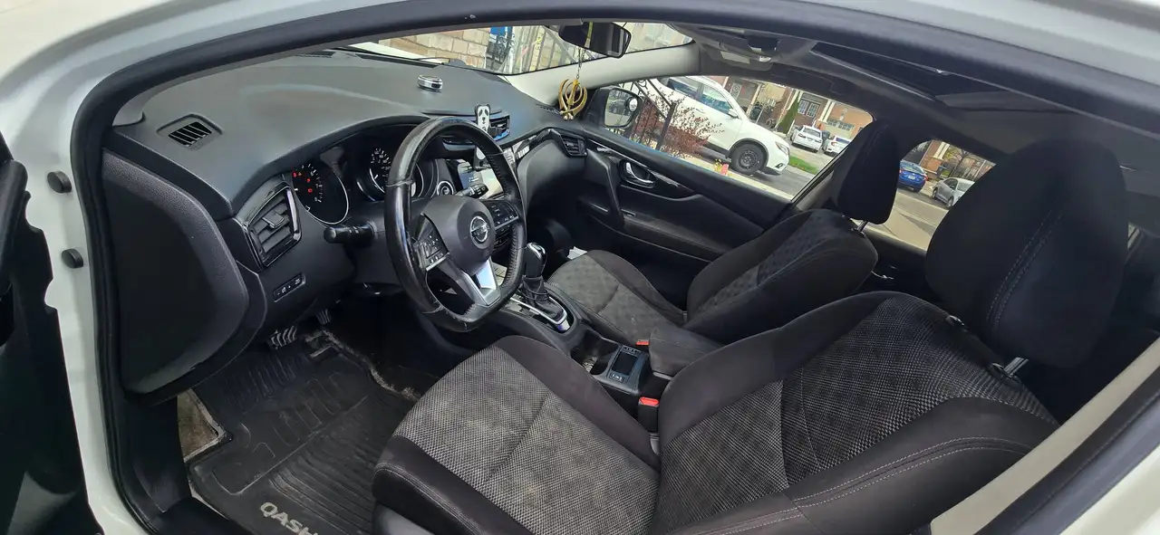 Nissan Qashqai снимка Nissan Qashqai
