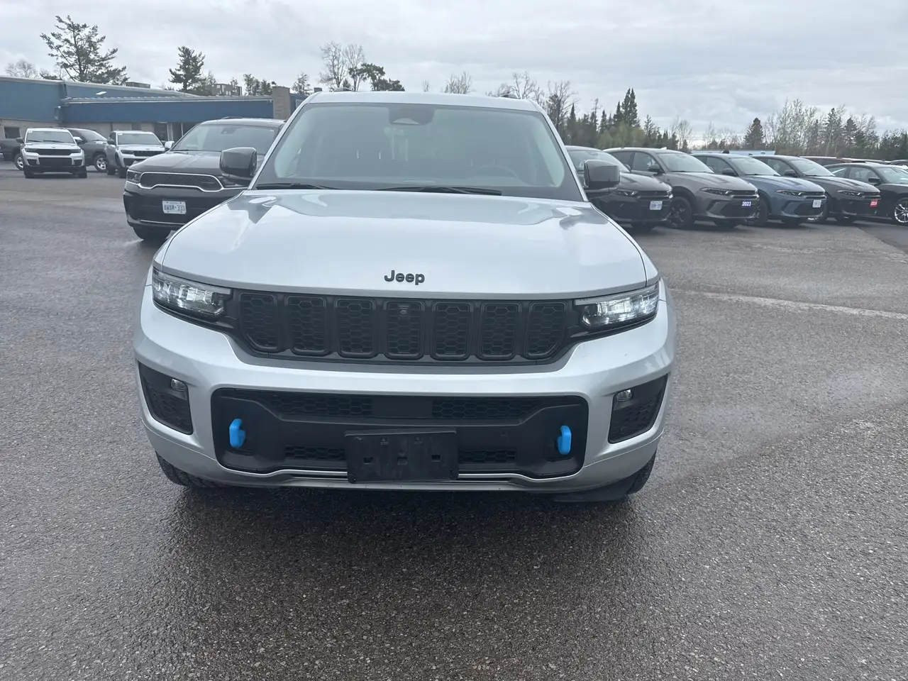 Jeep Grand Cherokee снимка Jeep Grand Cherokee