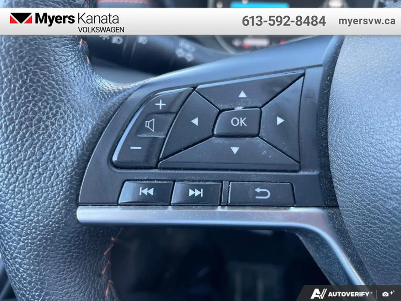 Nissan Versa снимка Nissan Versa