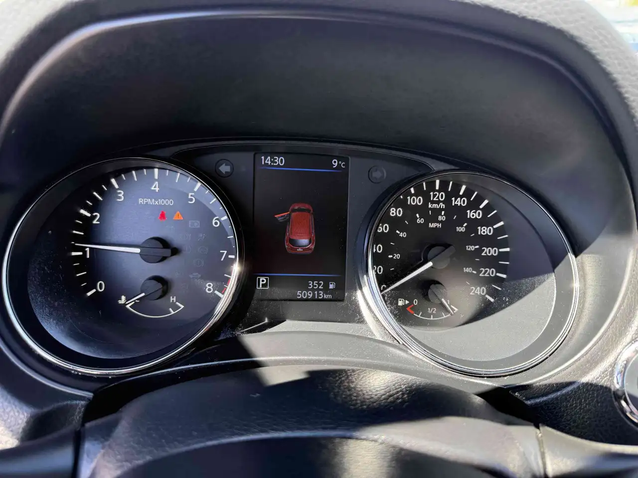 Nissan Qashqai снимка Nissan Qashqai