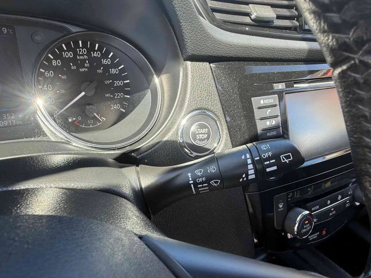 Nissan Qashqai снимка Nissan Qashqai