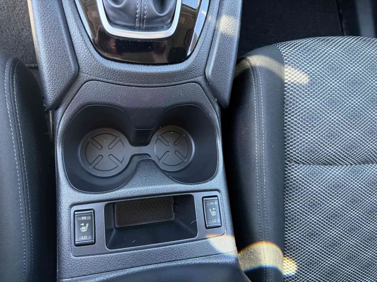 Nissan Qashqai снимка Nissan Qashqai