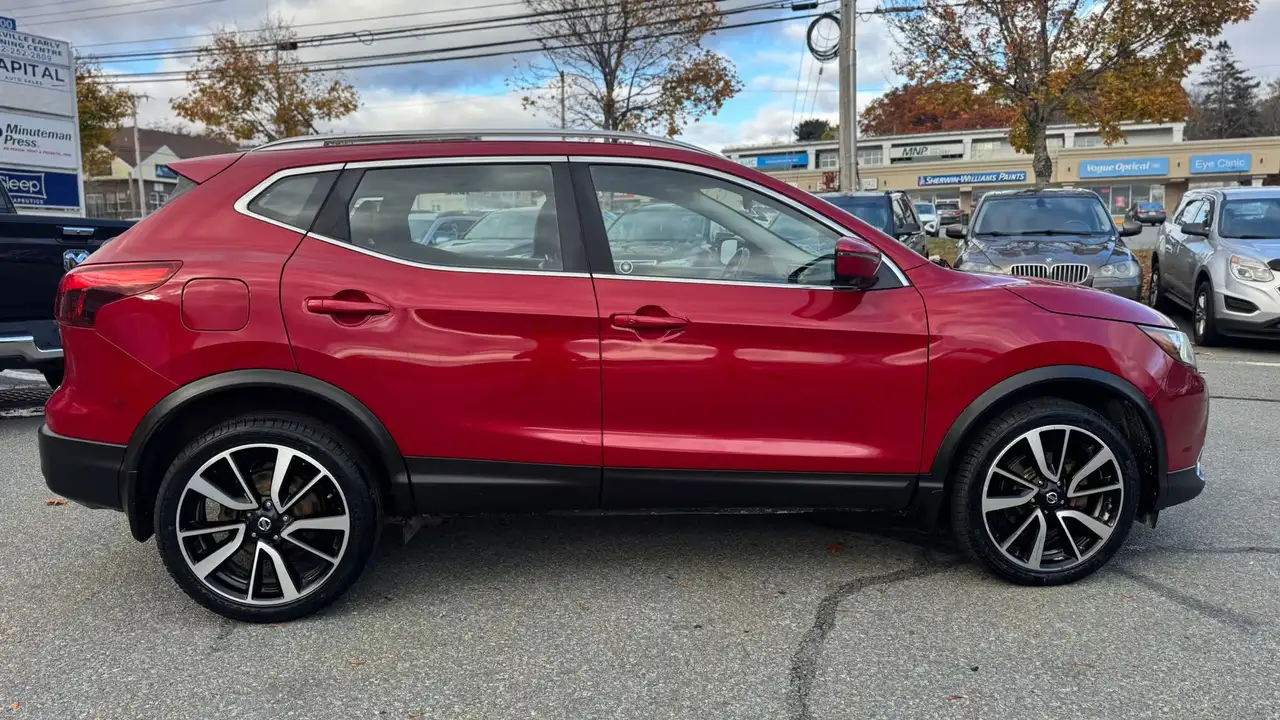 Nissan Qashqai снимка Nissan Qashqai