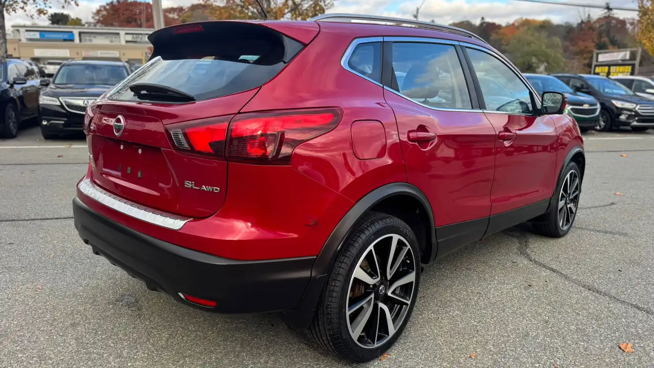Nissan Qashqai снимка Nissan Qashqai