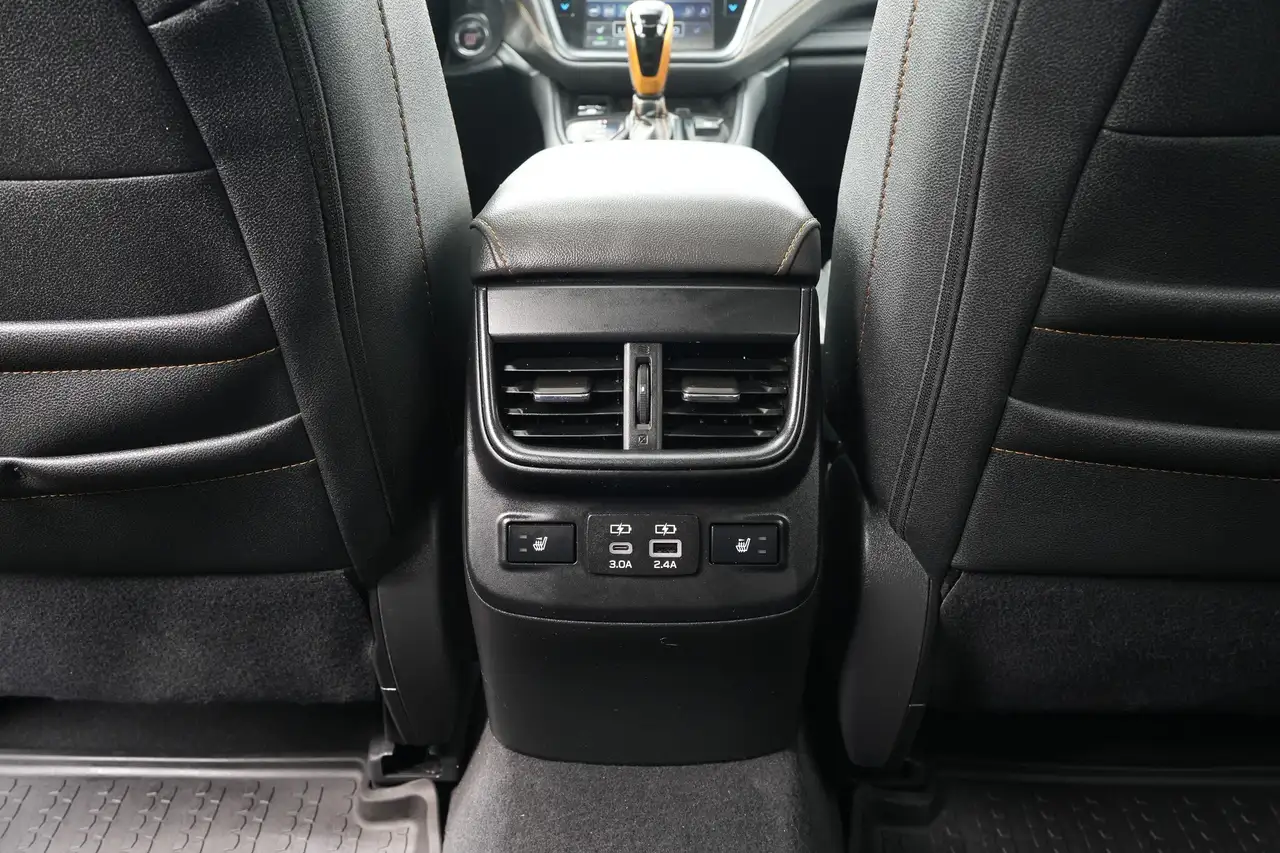 Subaru OUTBACK fotografie Subaru OUTBACK
