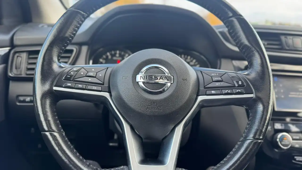 Nissan Qashqai снимка Nissan Qashqai