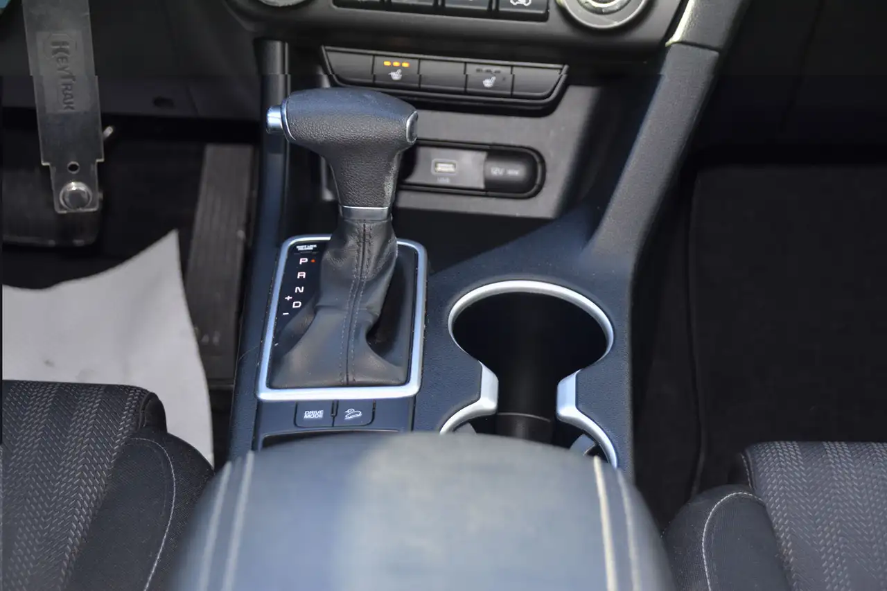 Kia Sportage снимка Kia Sportage