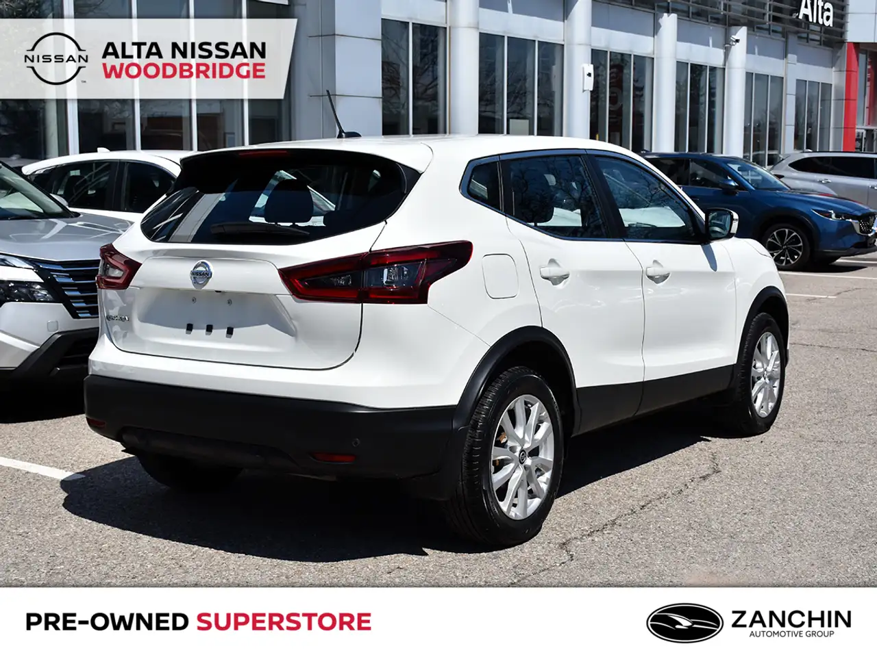 Nissan Qashqai снимка Nissan Qashqai