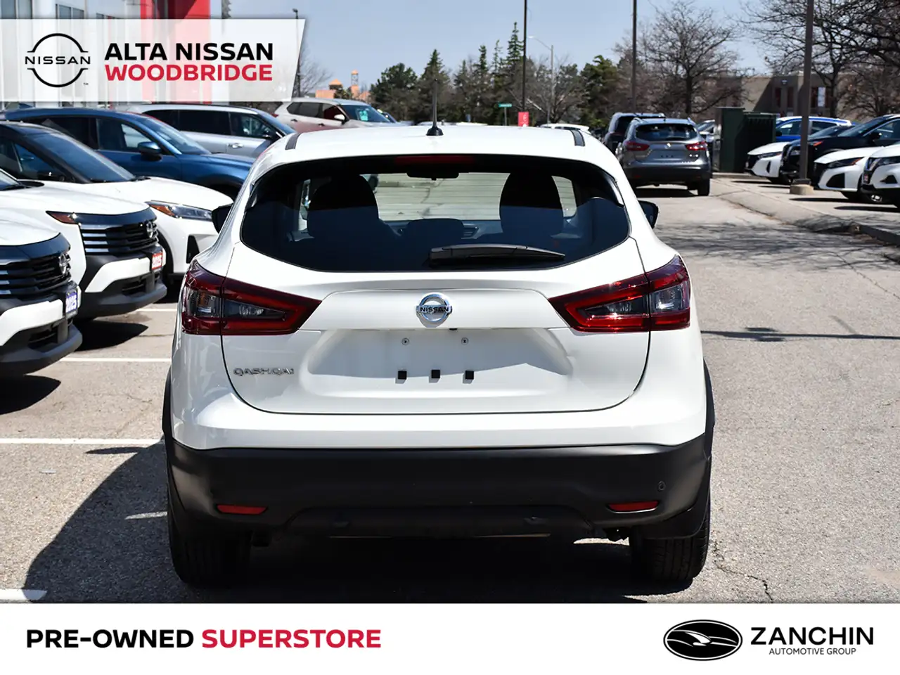 Nissan Qashqai снимка Nissan Qashqai