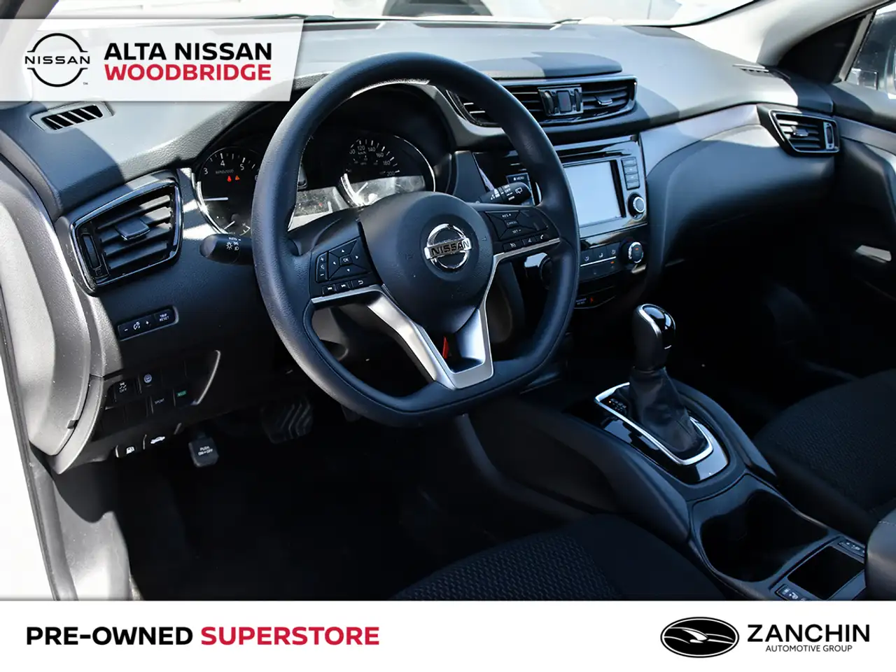 Nissan Qashqai снимка Nissan Qashqai