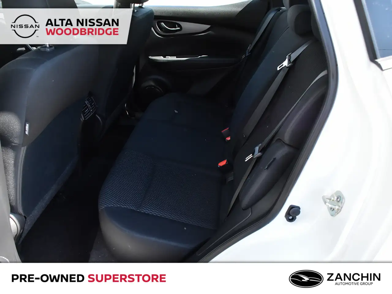 Nissan Qashqai снимка Nissan Qashqai