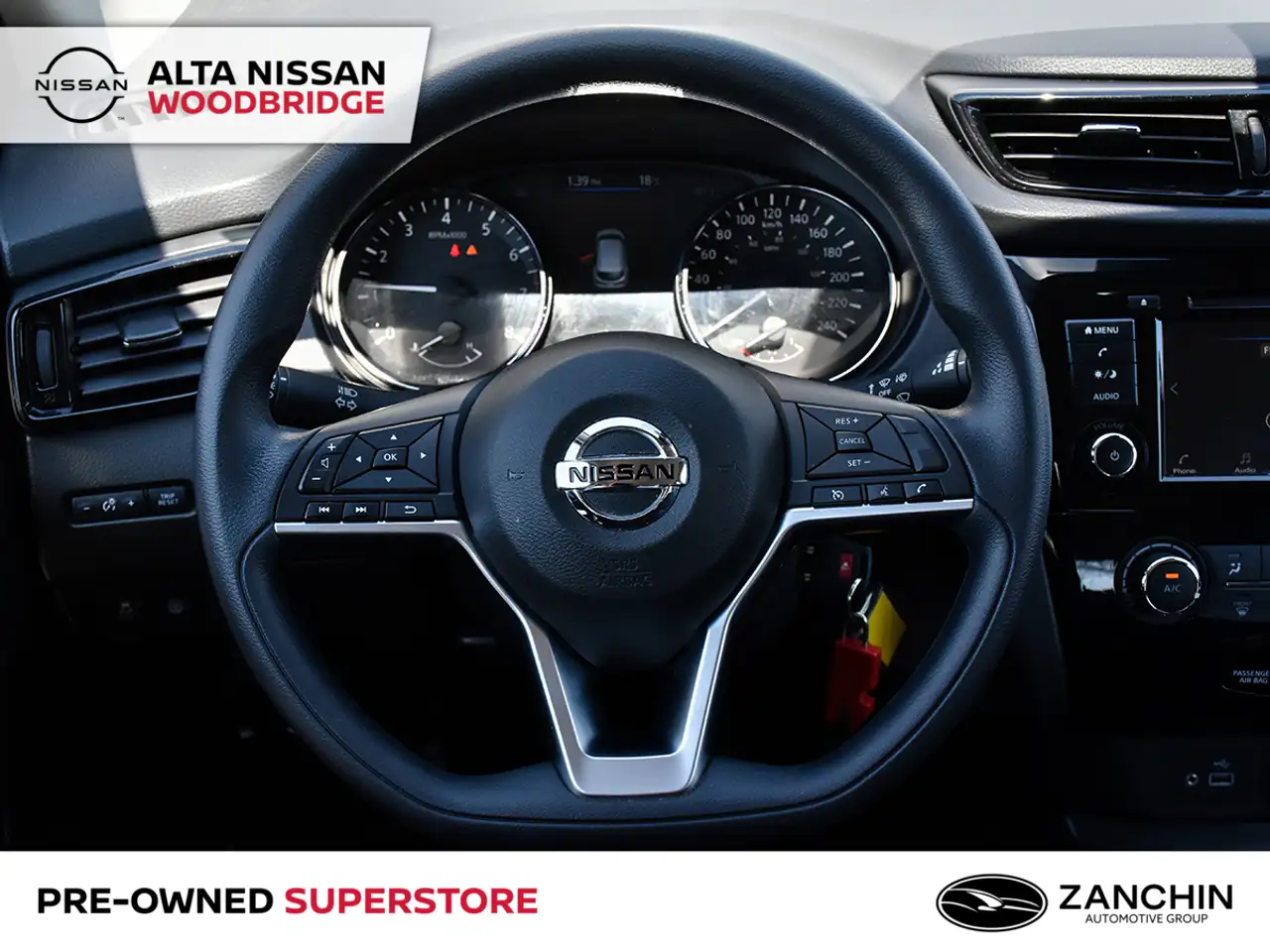Nissan Qashqai снимка Nissan Qashqai