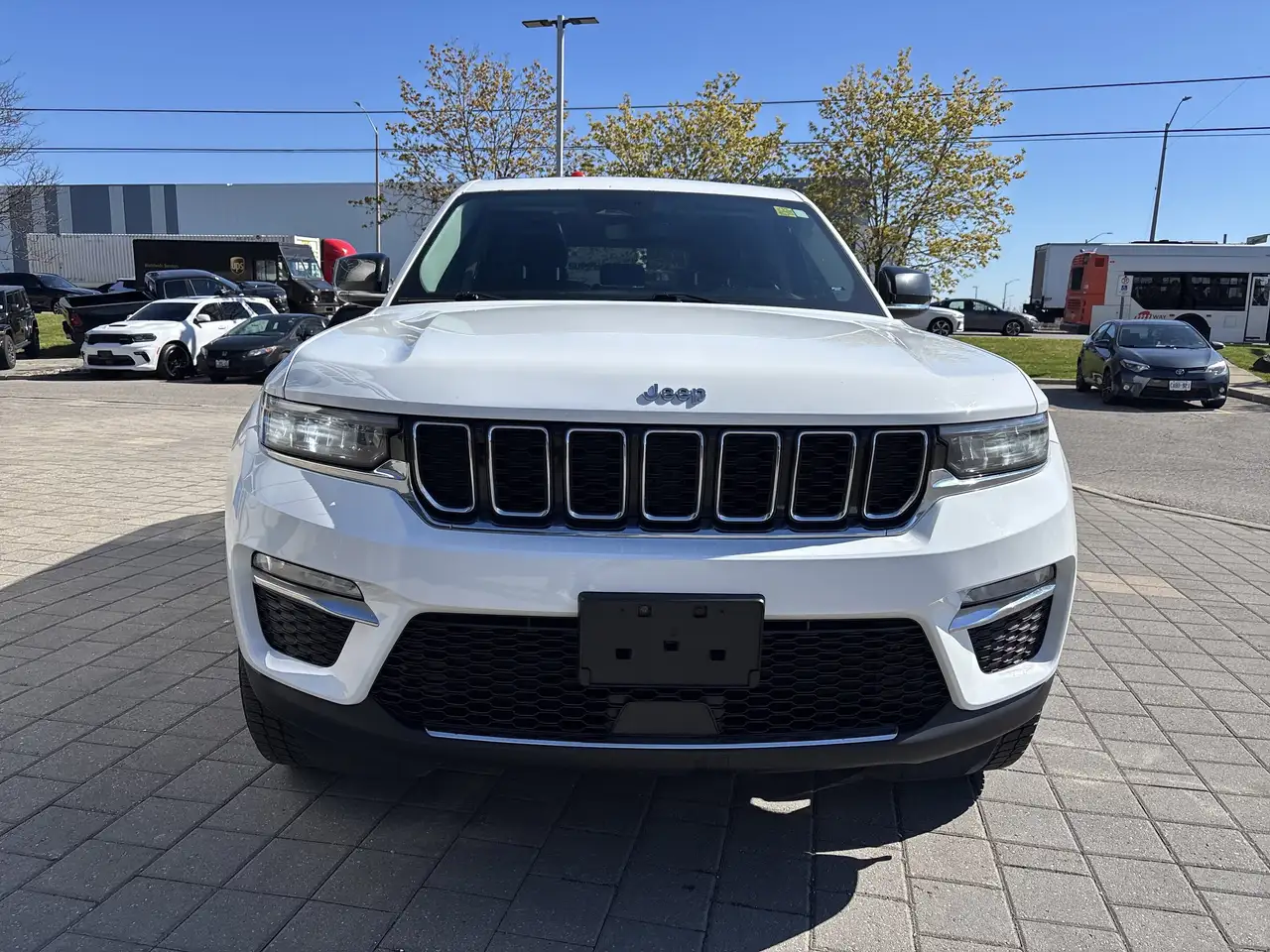 Jeep Grand Cherokee снимка Jeep Grand Cherokee