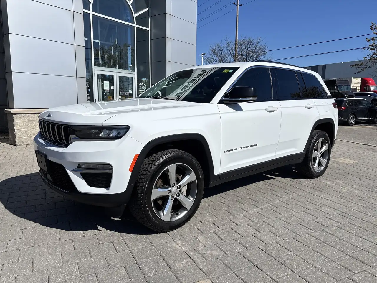 Jeep Grand Cherokee снимка Jeep Grand Cherokee