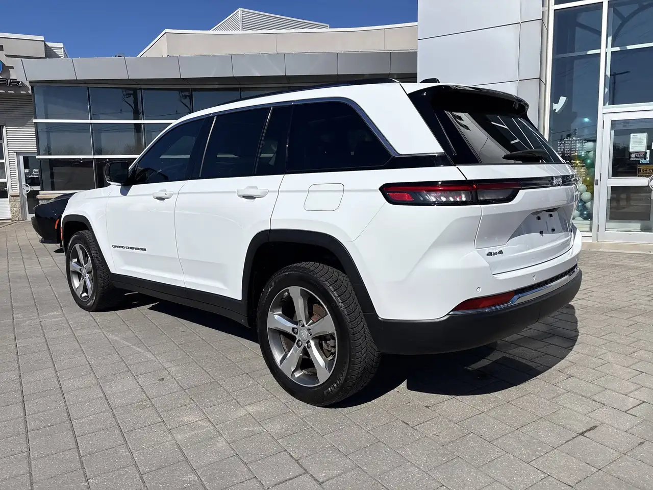Jeep Grand Cherokee снимка Jeep Grand Cherokee