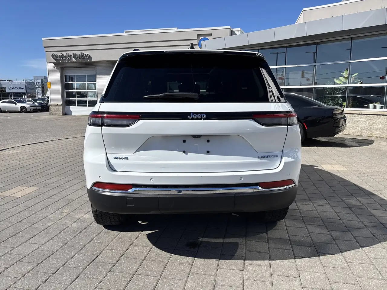 Jeep Grand Cherokee снимка Jeep Grand Cherokee