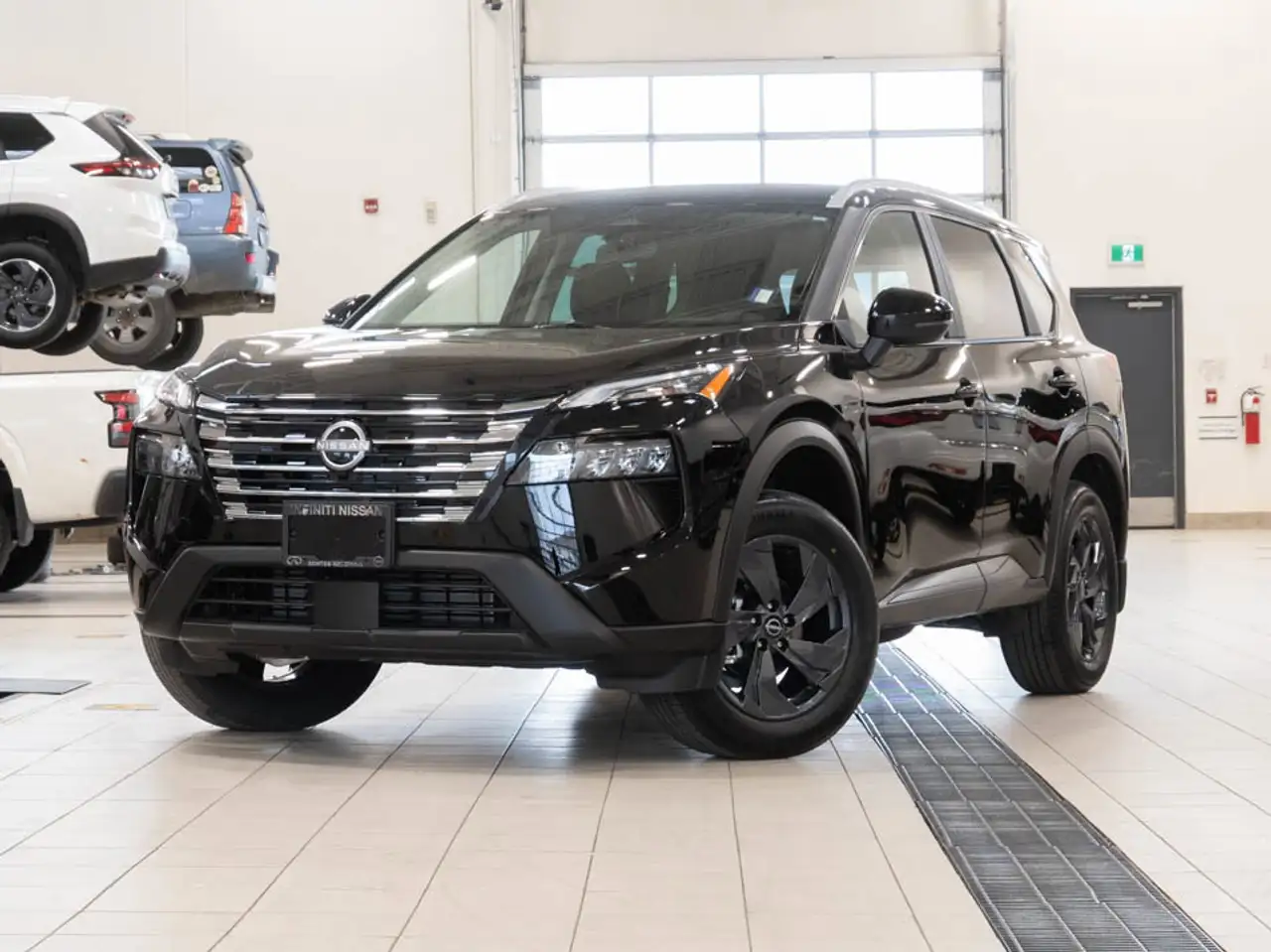 Nissan Rogue снимка Nissan Rogue