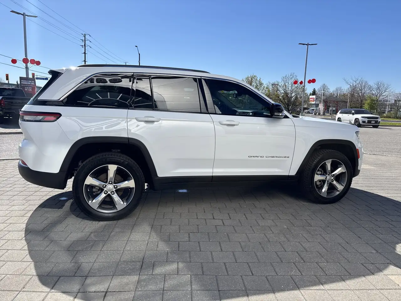 Jeep Grand Cherokee снимка Jeep Grand Cherokee