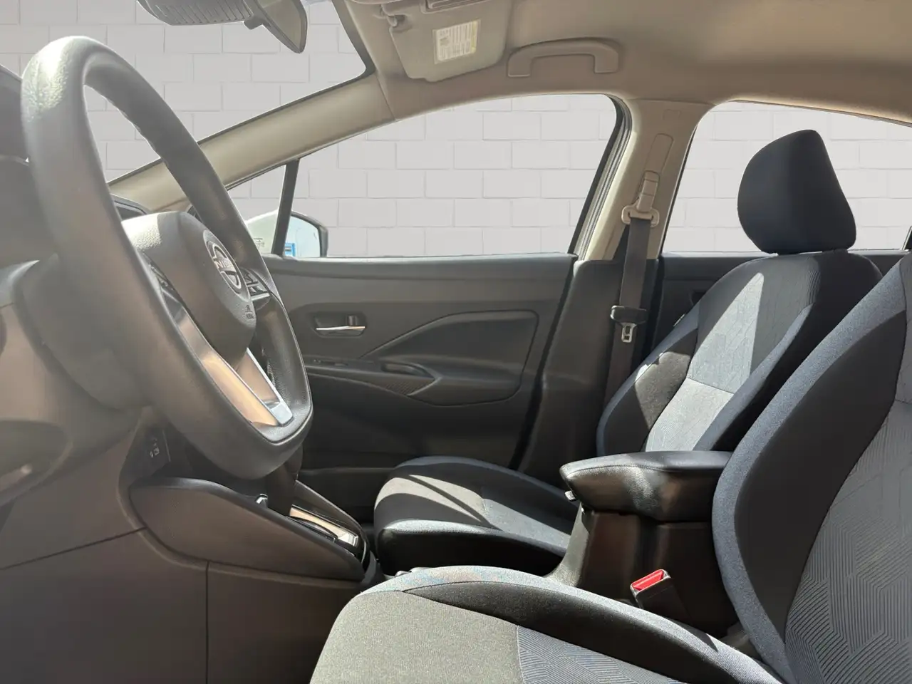Nissan Versa fotografie Nissan Versa