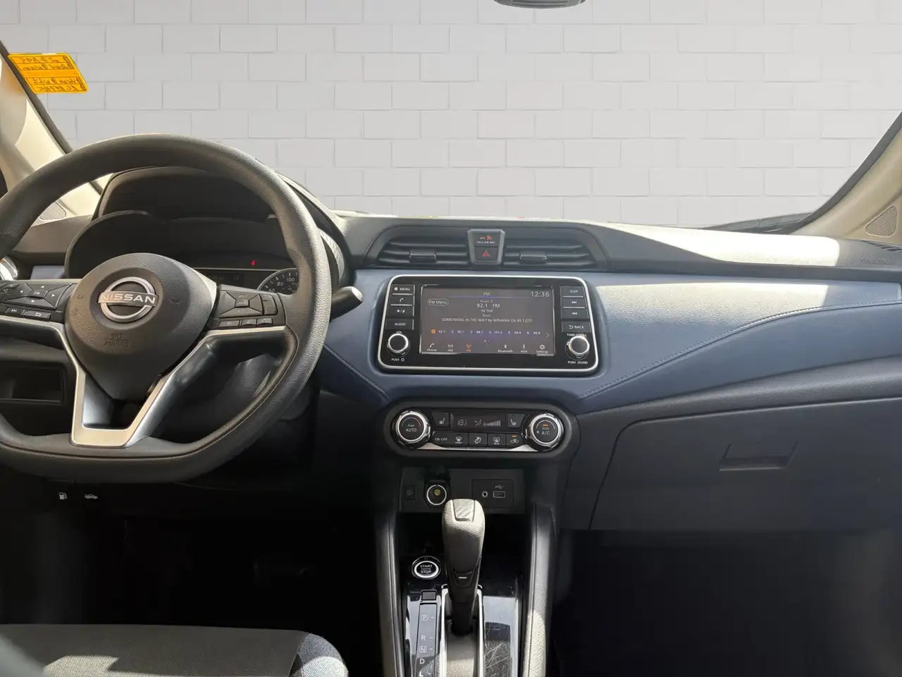 Nissan Versa fotografie Nissan Versa