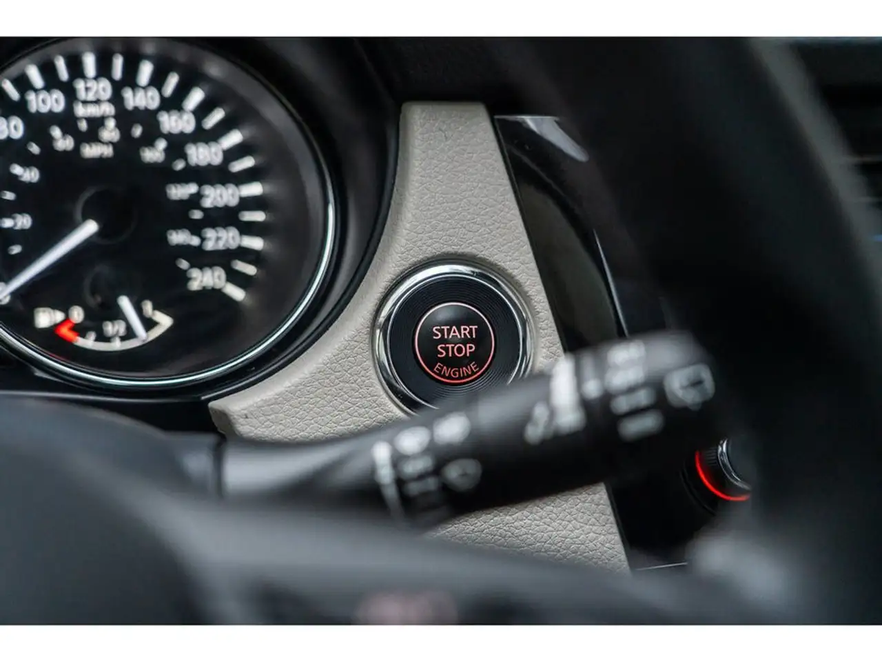 Nissan Qashqai photo Nissan Qashqai