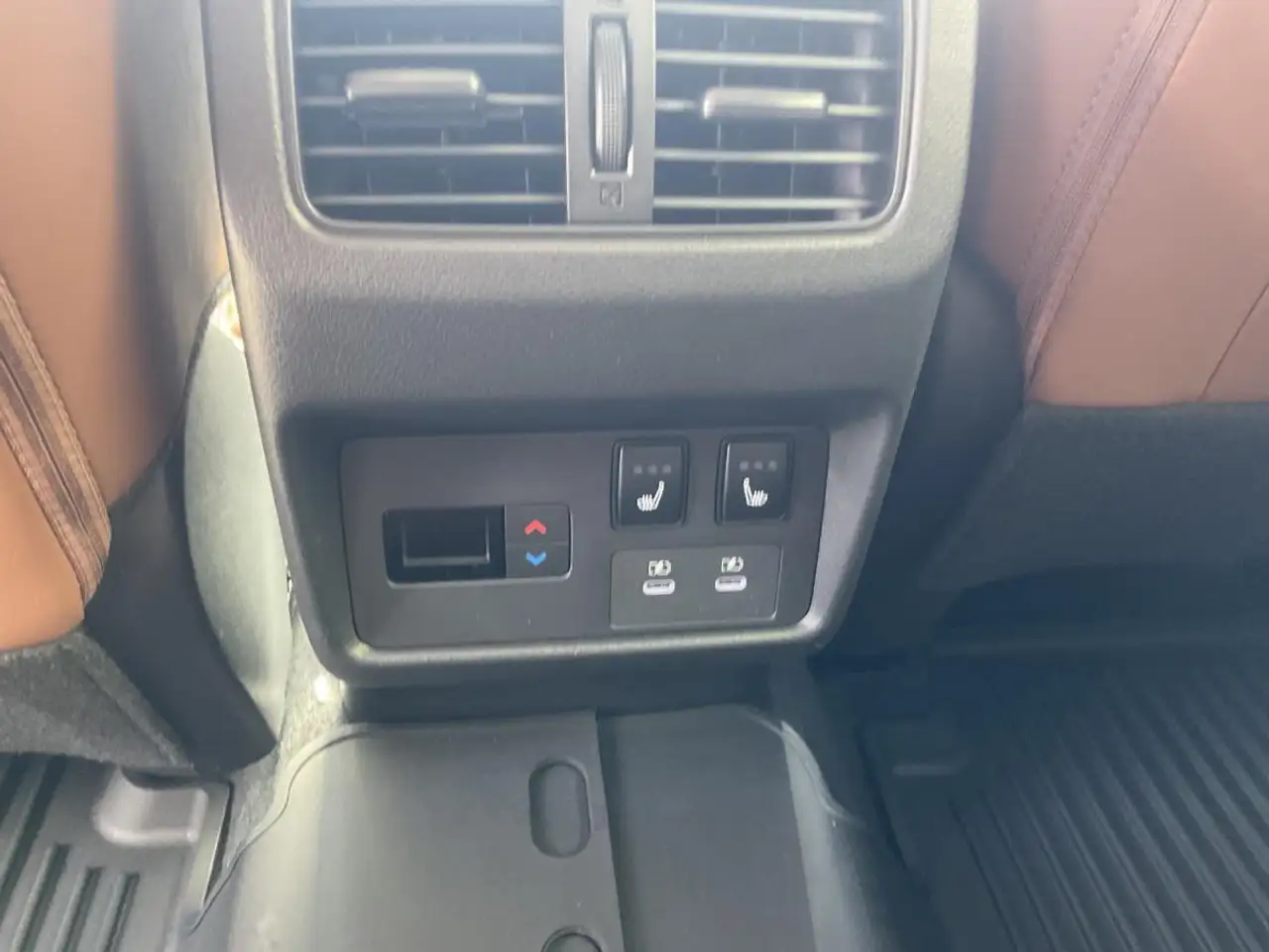 Nissan Rogue photo Nissan Rogue