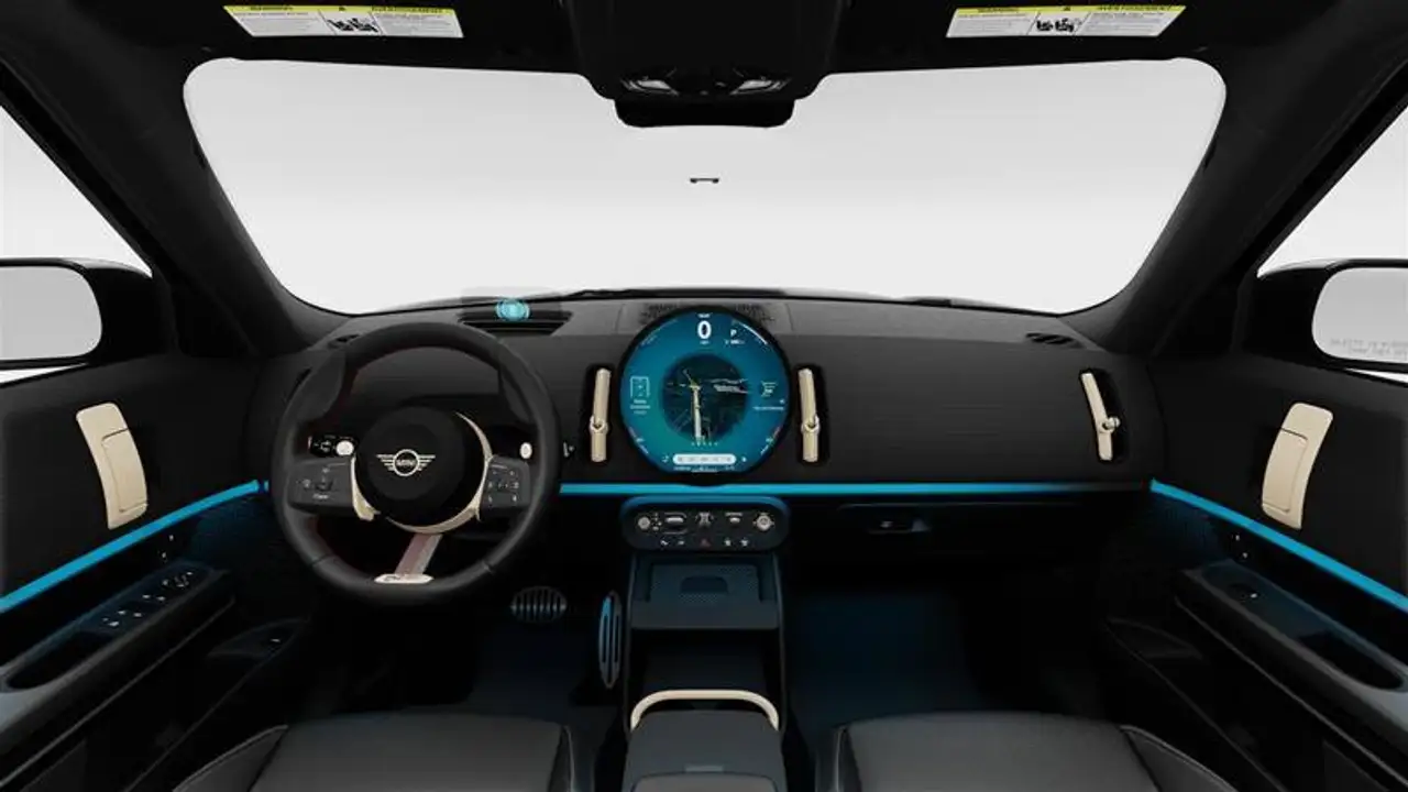 MINI Countryman photo MINI Countryman