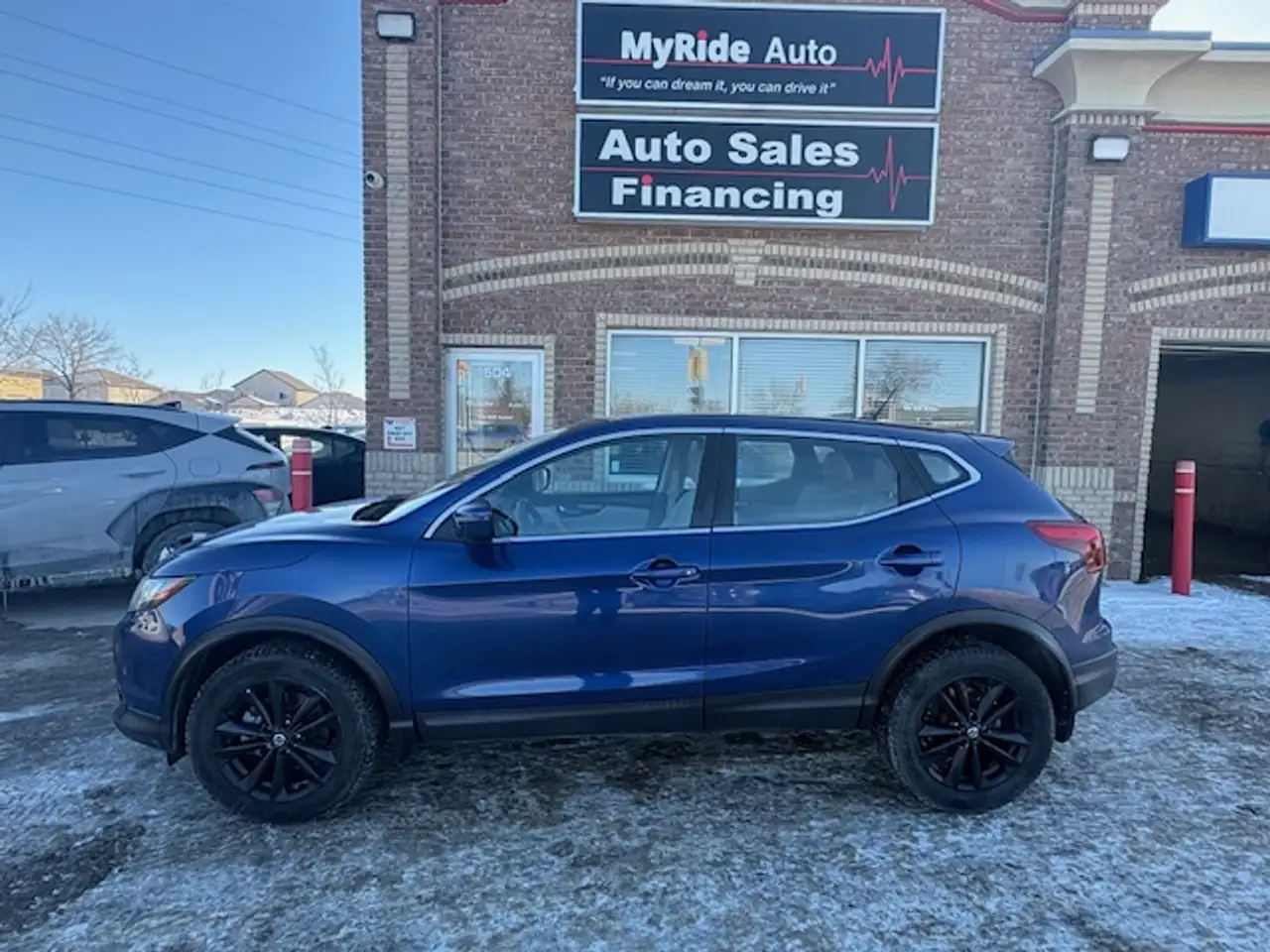 Nissan Qashqai снимка Nissan Qashqai