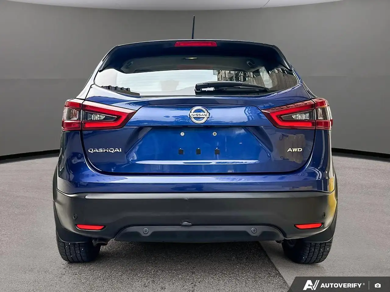 Nissan Qashqai снимка Nissan Qashqai