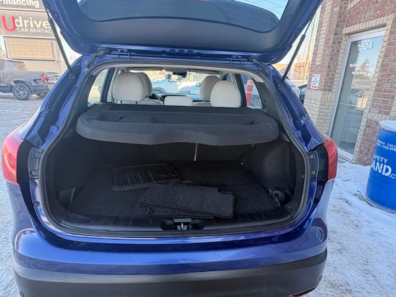 Nissan Qashqai снимка Nissan Qashqai