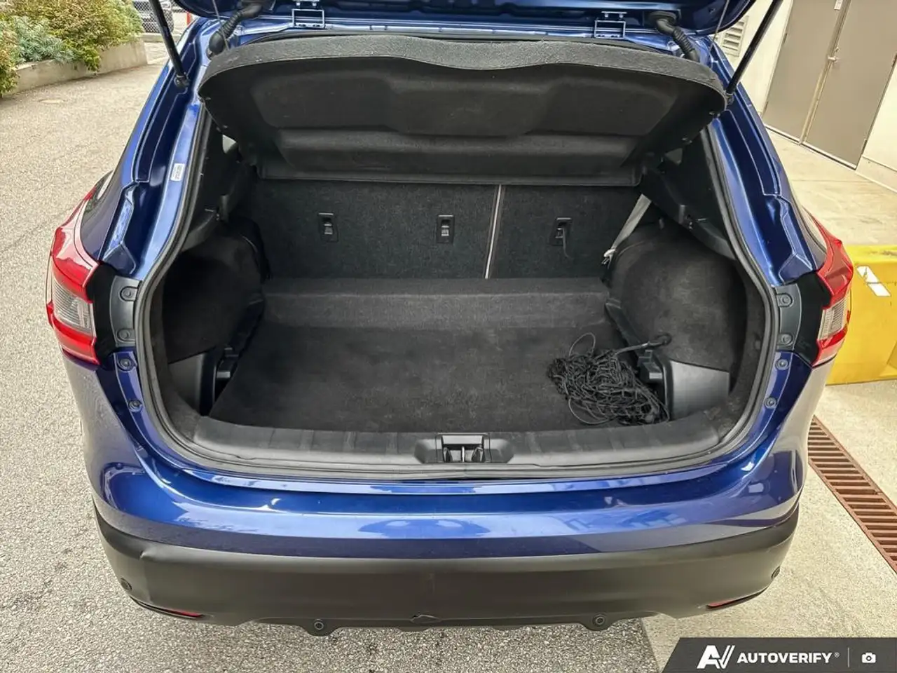 Nissan Qashqai снимка Nissan Qashqai