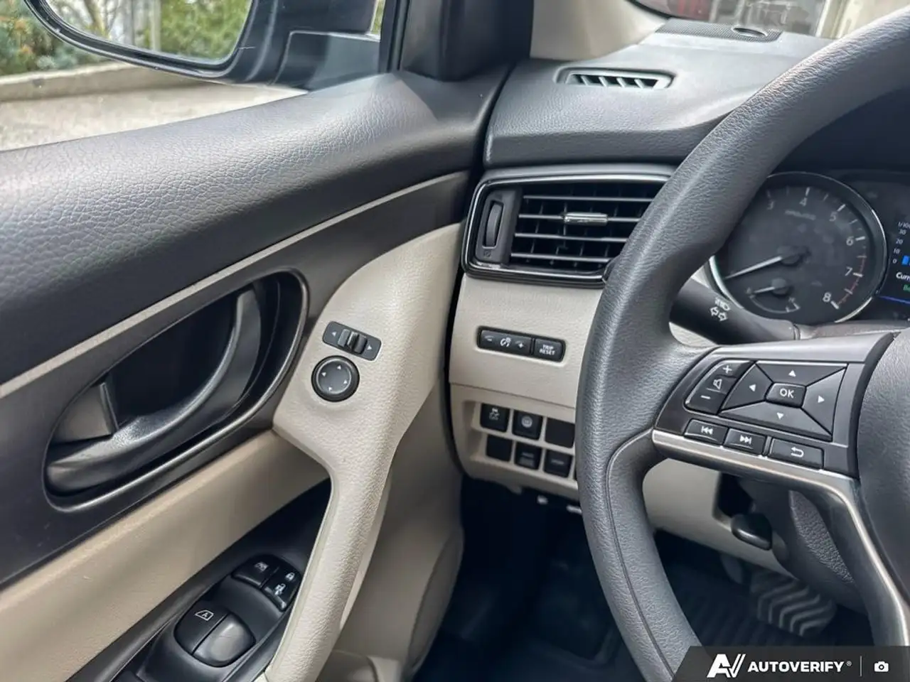 Nissan Qashqai снимка Nissan Qashqai