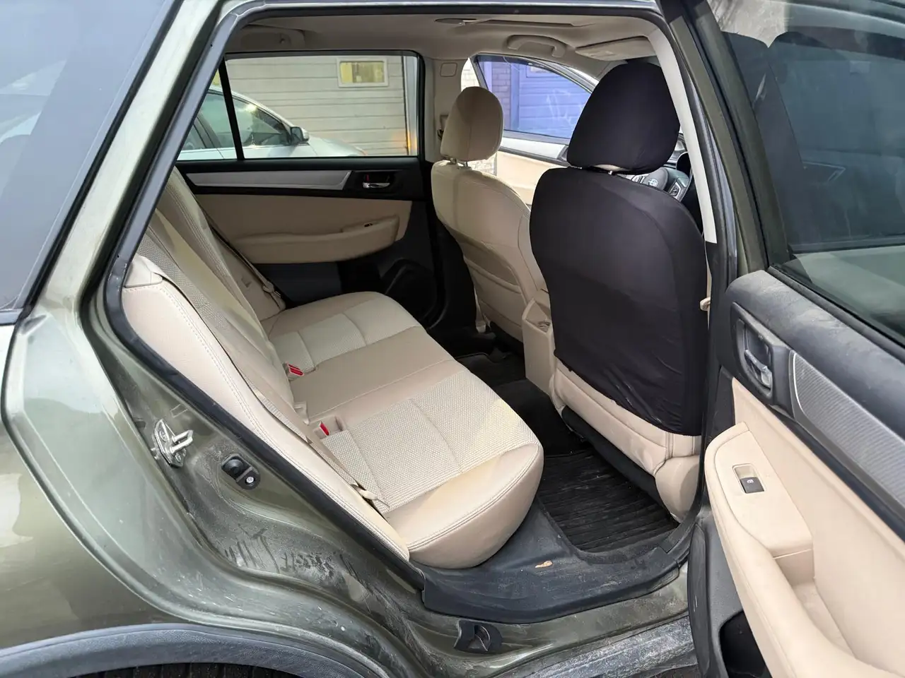Subaru OUTBACK photo Subaru OUTBACK