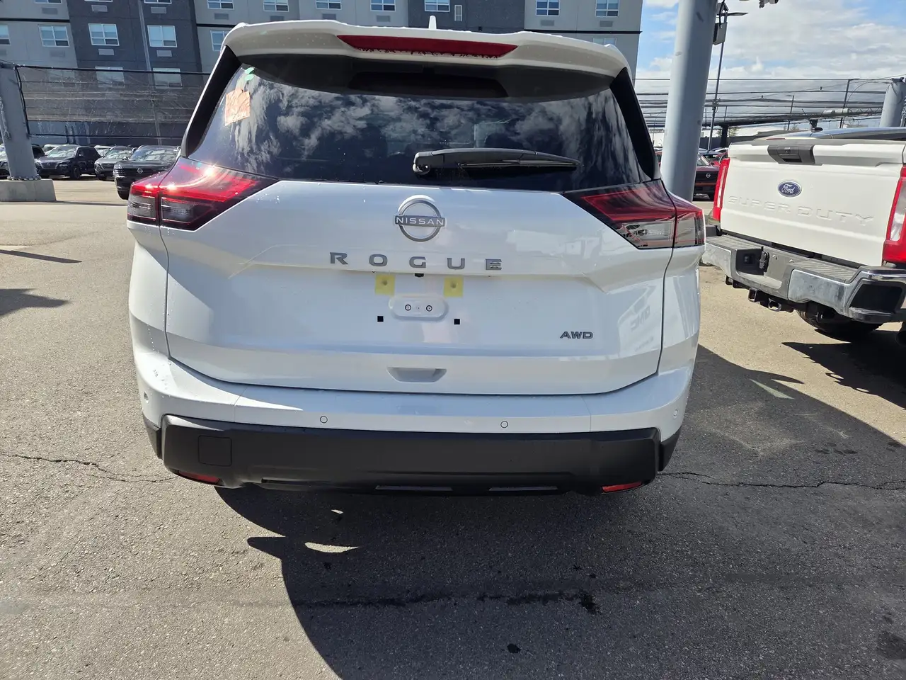 Nissan Rogue снимка Nissan Rogue