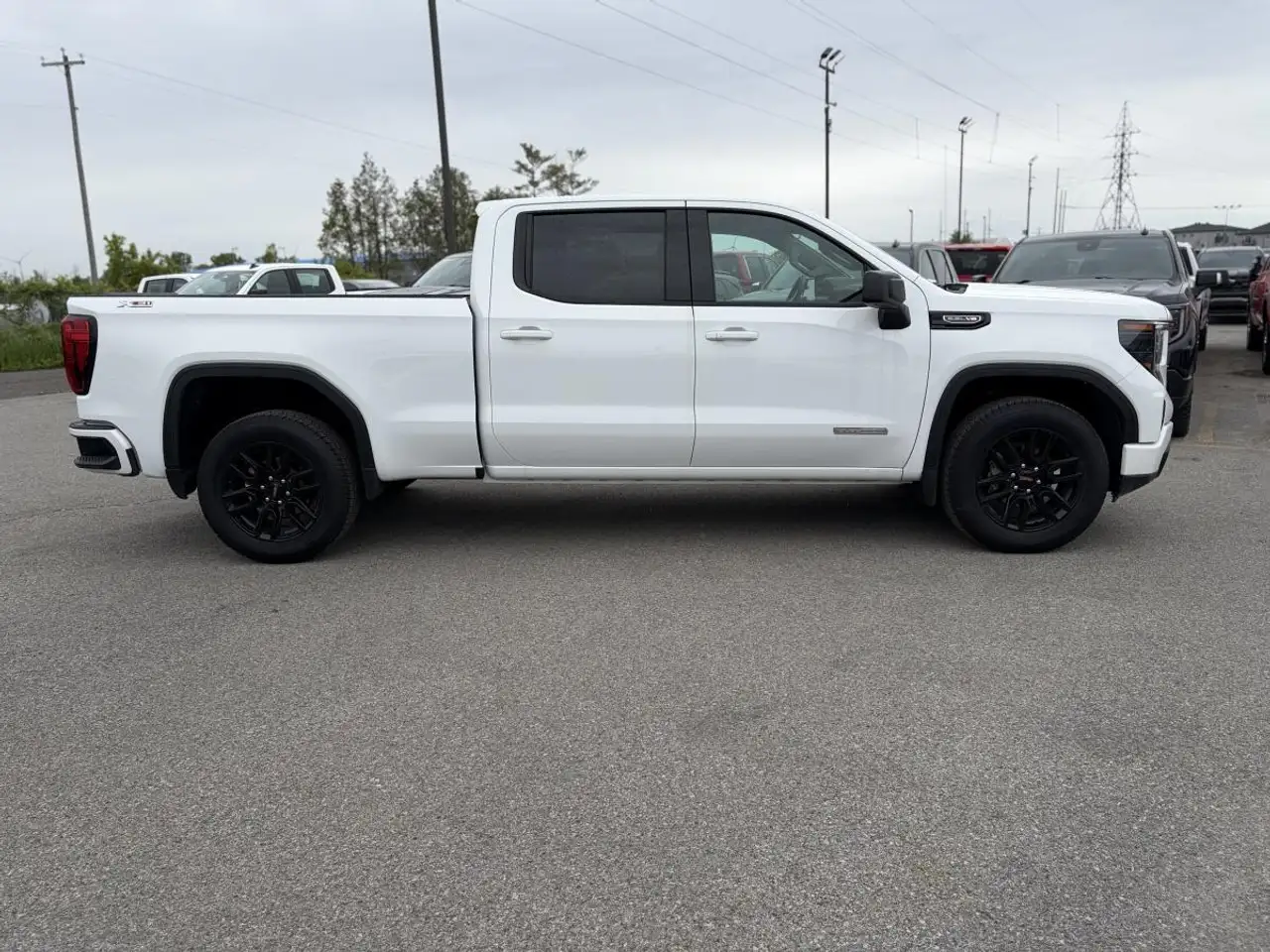 GMC Sierra 1500 снимка GMC Sierra 1500