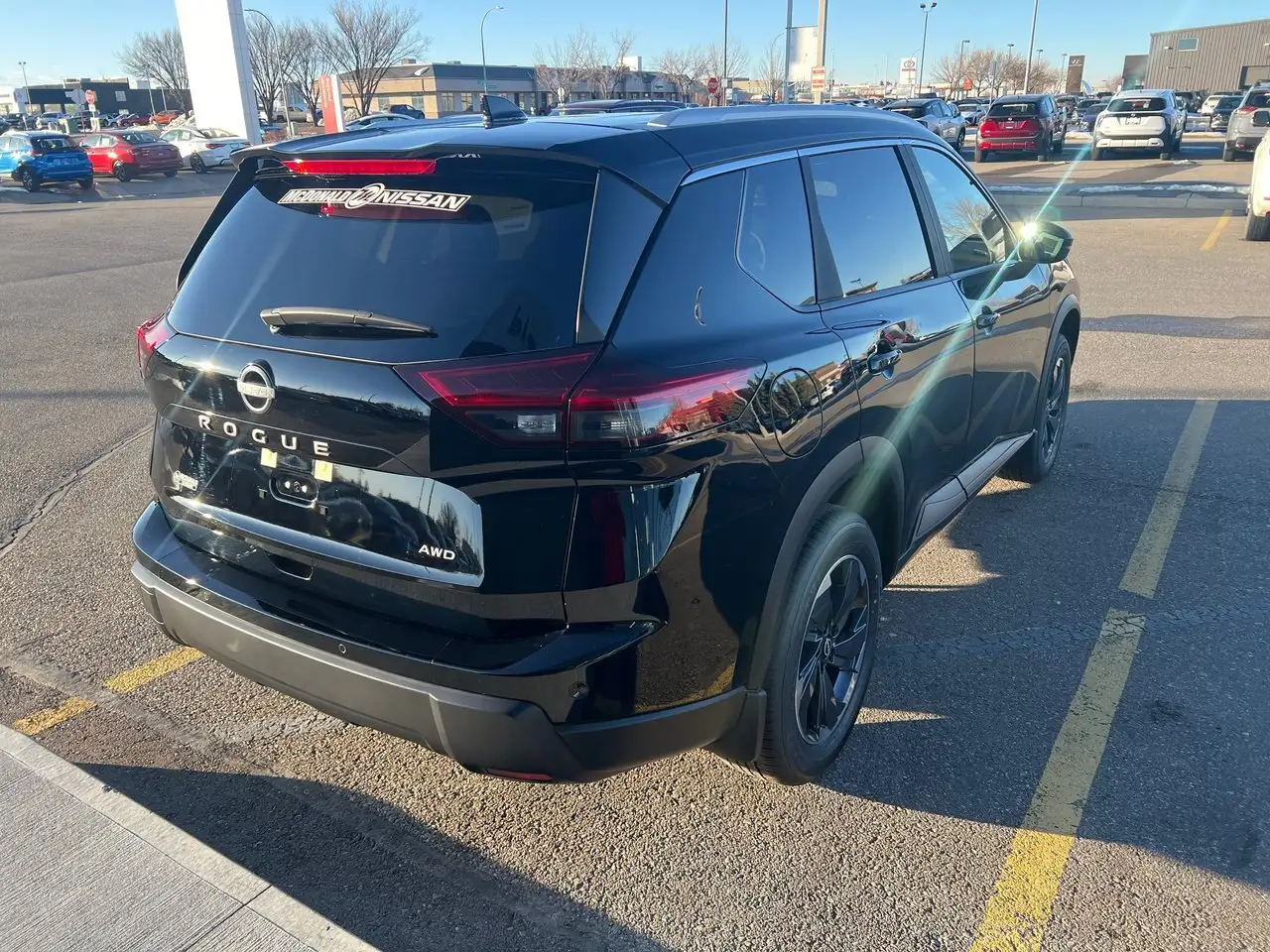 Nissan Rogue снимка Nissan Rogue