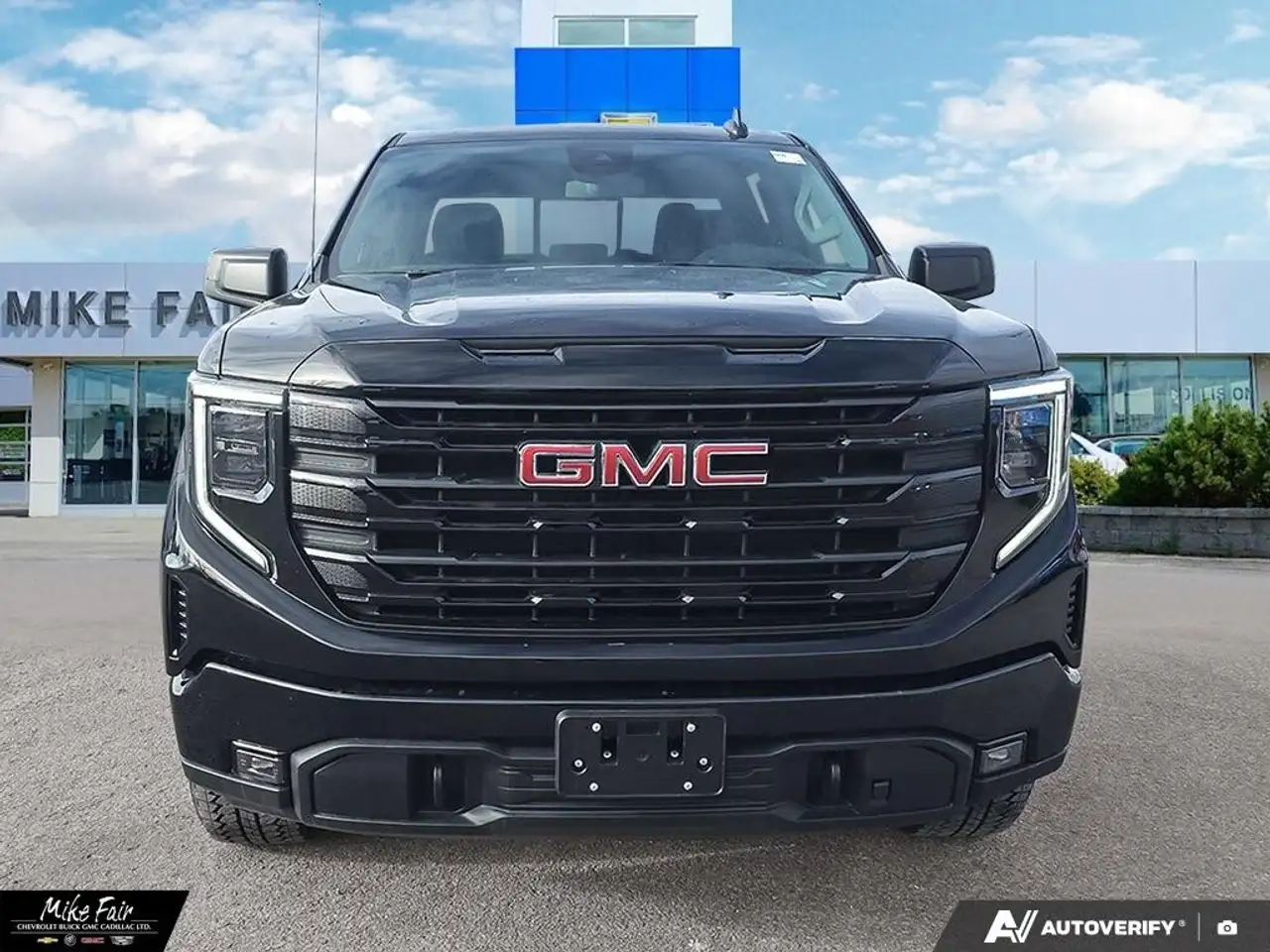 GMC Sierra 1500 photo GMC Sierra 1500